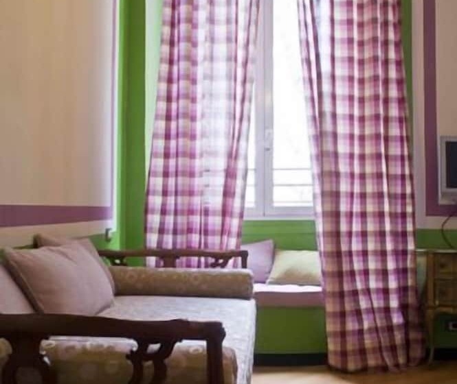 اتاق استاندارد سه نفره, Colombo Genova