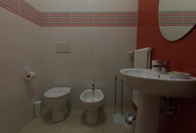 غرفة قياسية مع حمام خارجي, Gardenia