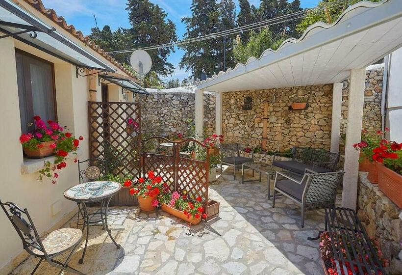 غرفة قياسية, La Tavernetta