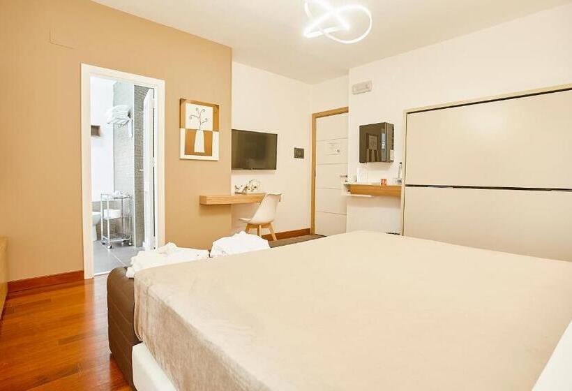 غرفة سوبيريور رباعية, La Tavernetta