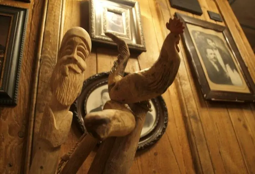 اتاق لوکس با چشمانداز باغ, Letterario Locanda Collomb