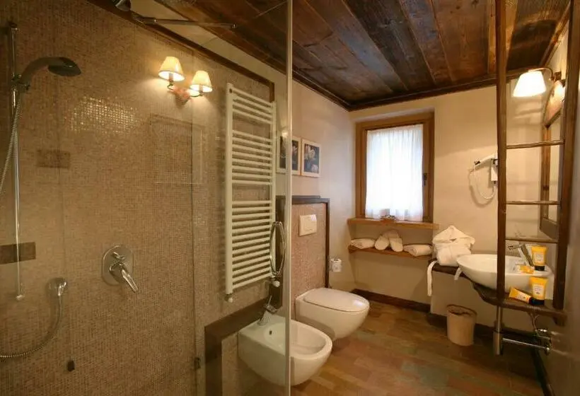 اتاق استاندارد با بالکن, Letterario Locanda Collomb