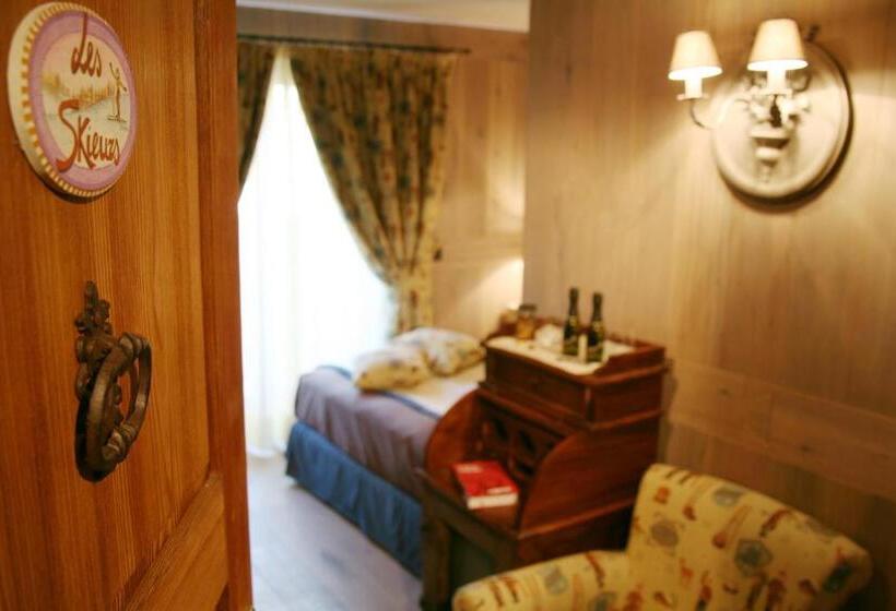 اتاق اکونومی, Letterario Locanda Collomb