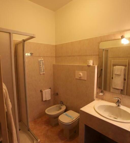 חדר סטנדרט, Lincoln