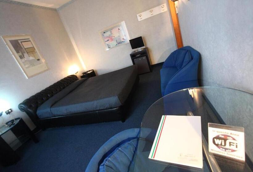 חדר סטנדרט, Lincoln