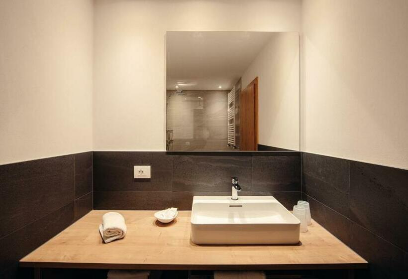 غرفة كومفورت, Ludwigshof & Luvina