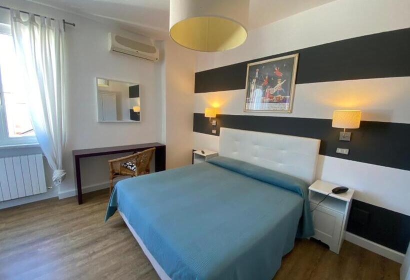 غرفة قياسية, Maison Del Magra