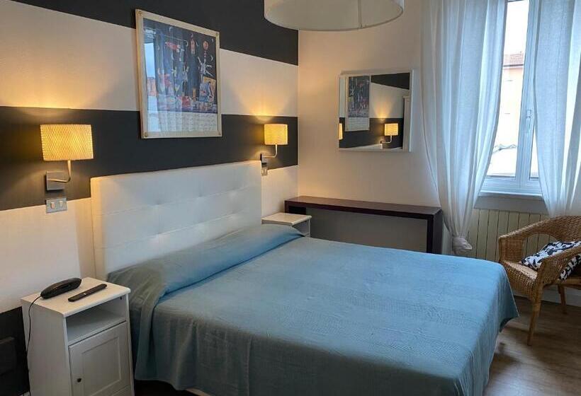 غرفة قياسية, Maison Del Magra