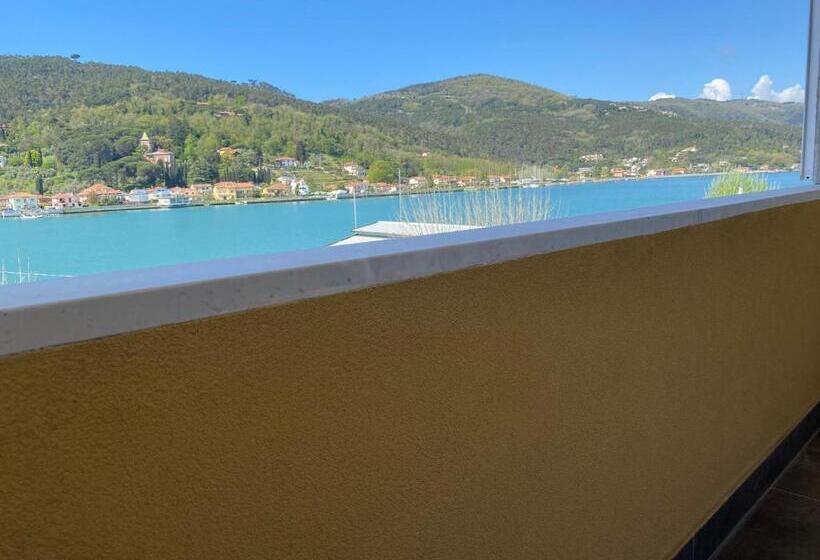Triple Room Sea View, Maison Del Magra