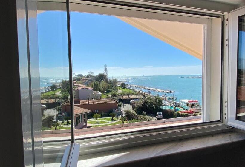 غرفة سوبيريور ثلاثية, Maison Del Magra