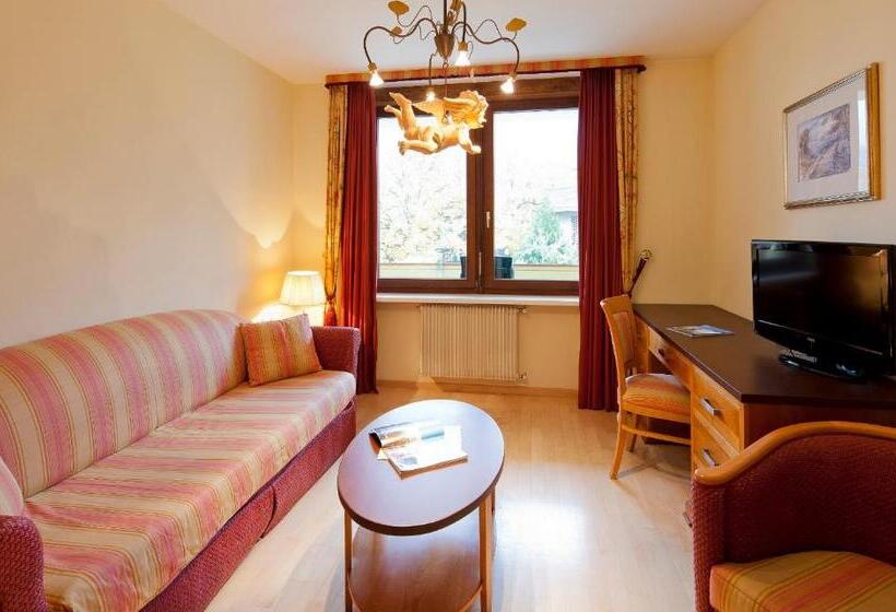 חדר משפחתי, Mühlbacherhof