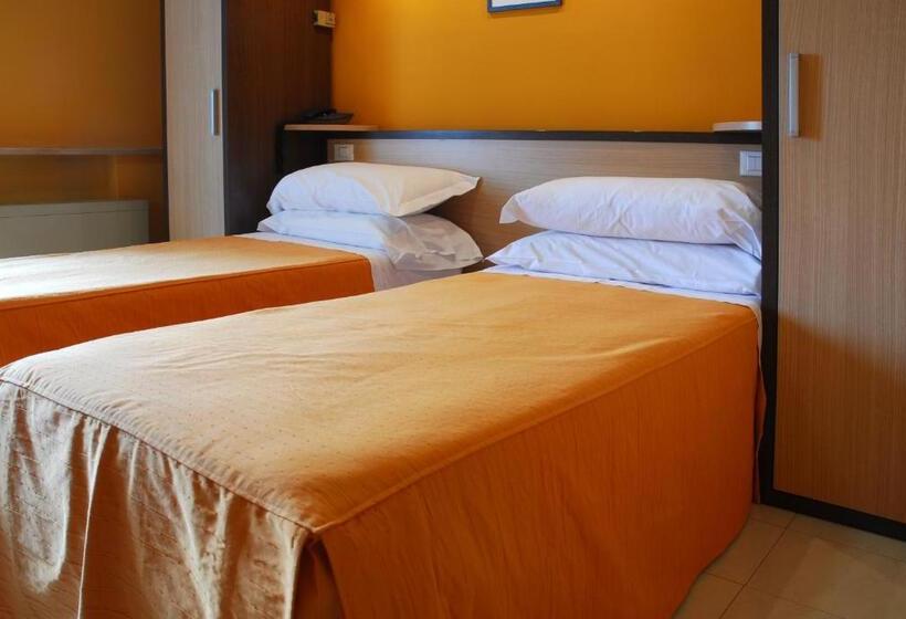 اتاق استاندارد یک نفره, Michelangelo