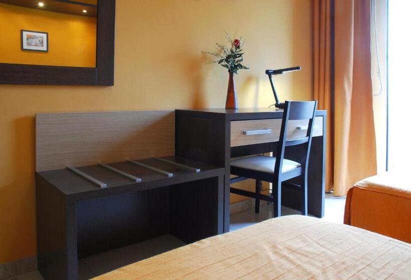 اتاق استاندارد, Michelangelo