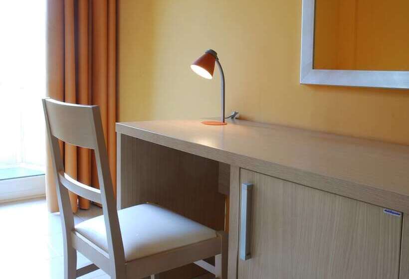 اتاق استاندارد, Michelangelo