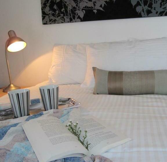 اتاق استاندارد یک نفره, Pebble Stone House