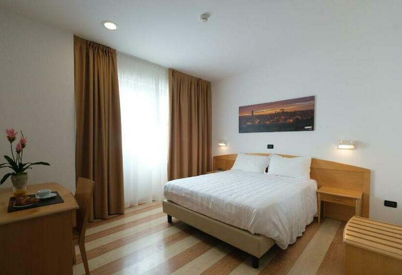 스탠다드 룸, Portavaldera