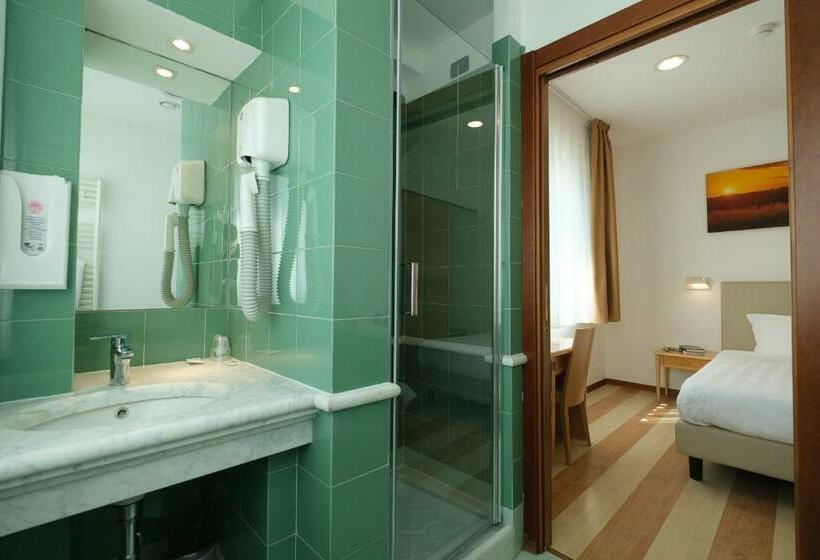 장애인을 위한 스탠다드 룸, Portavaldera