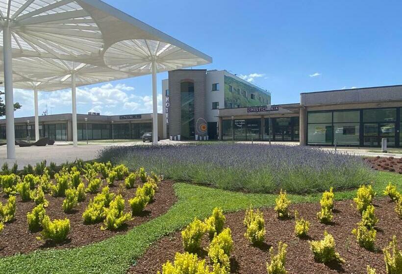 4인용 스탠다드 룸, Portavaldera