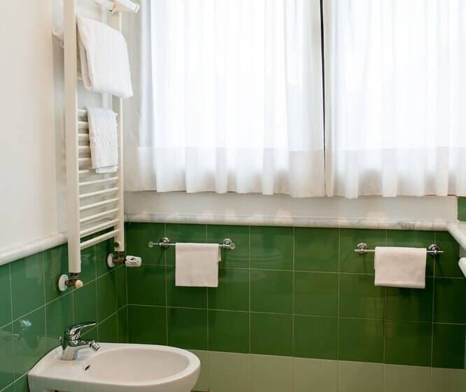 장애인을 위한 스탠다드 룸, Portavaldera