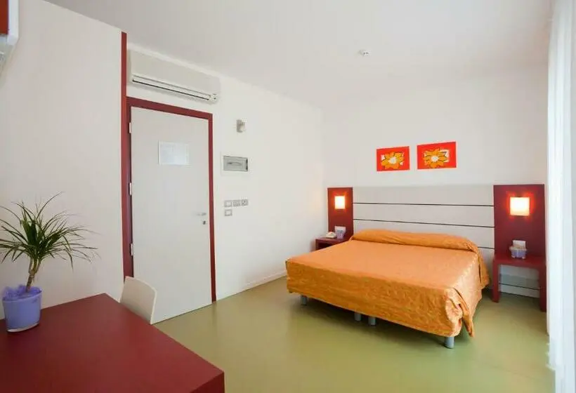 Habitación Comfort, Raffaello