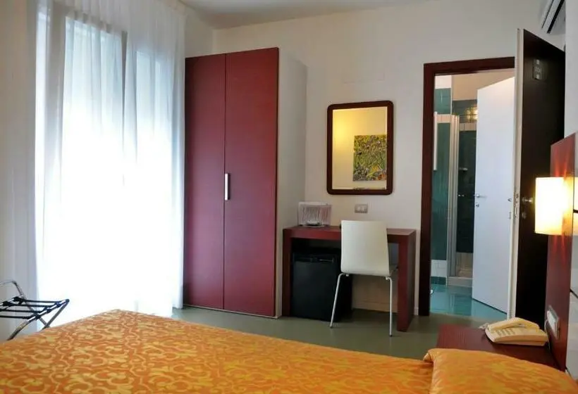 Habitación Estándar, Raffaello