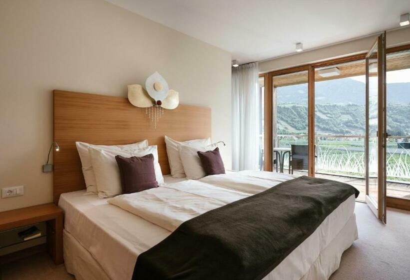 חדר סופריור, Wiesenhof