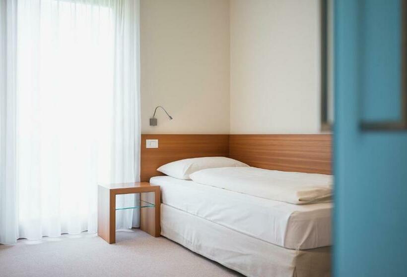 סוויטה, Wiesenhof