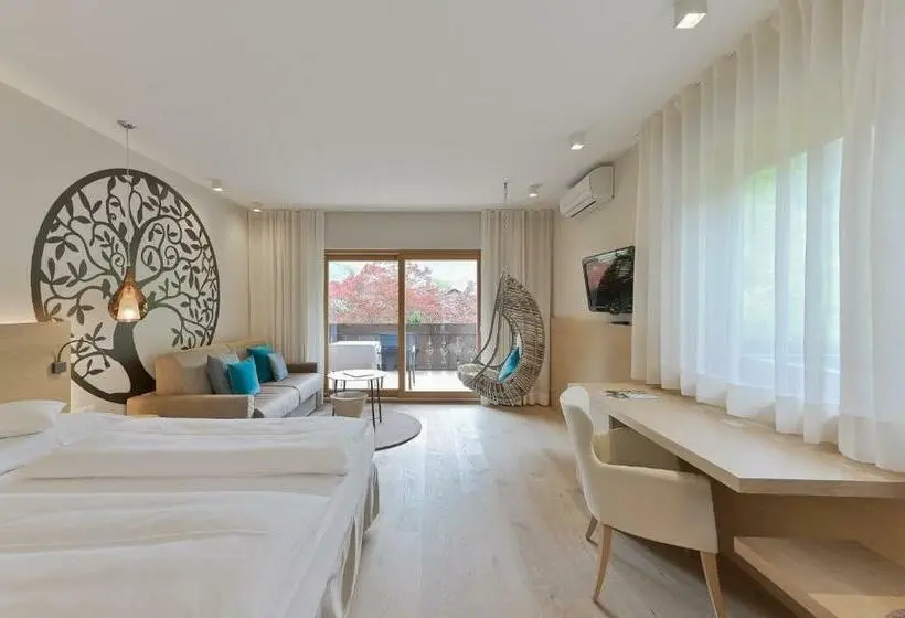 اتاق استاندارد با چشمانداز باغ, Wiesenhof