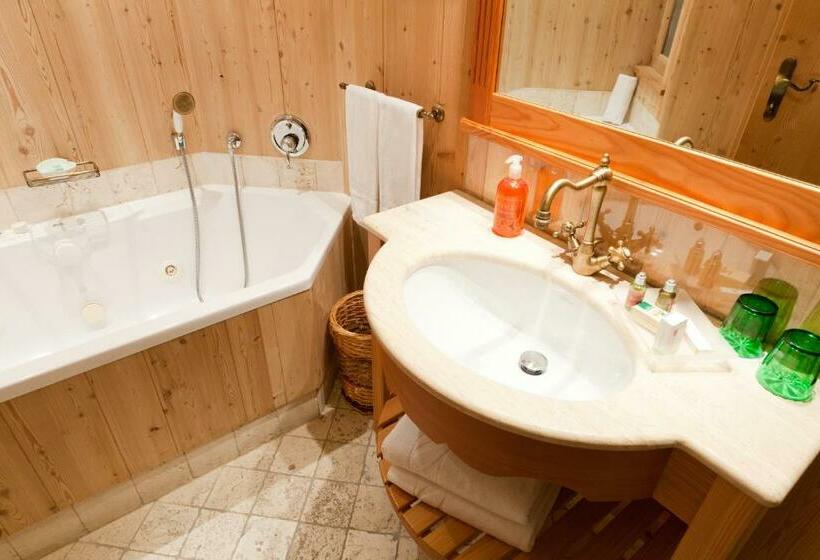 Люкс Вид на Горы, Nature Wellness Hotel Renato