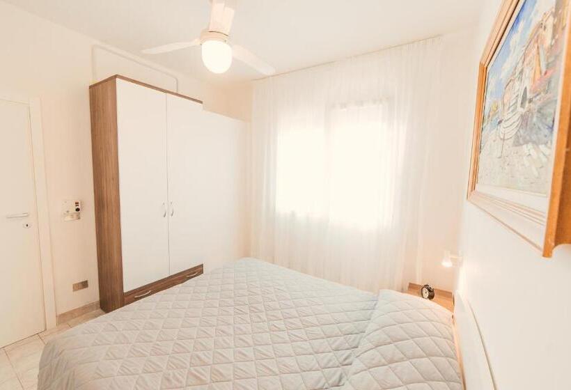 舒适两卧公寓, Residence Nova Marina