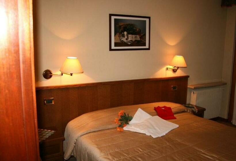 バルコニー付きスタンダードルーム, Gelindo Dei Magredi