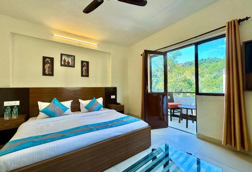 חדר משפחתי דלוקס, Shelton Blu Resort Jim Corbett