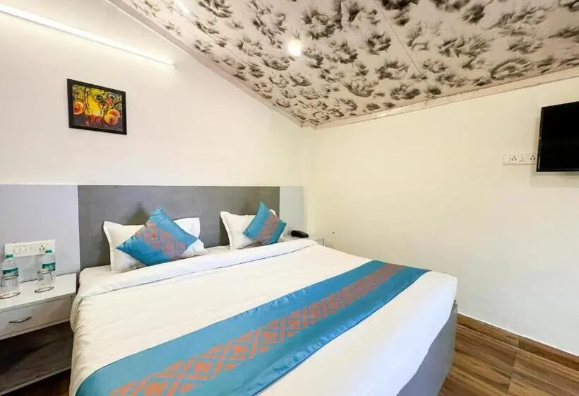 スタンダード4人部屋, Shelton Blu Resort Jim Corbett