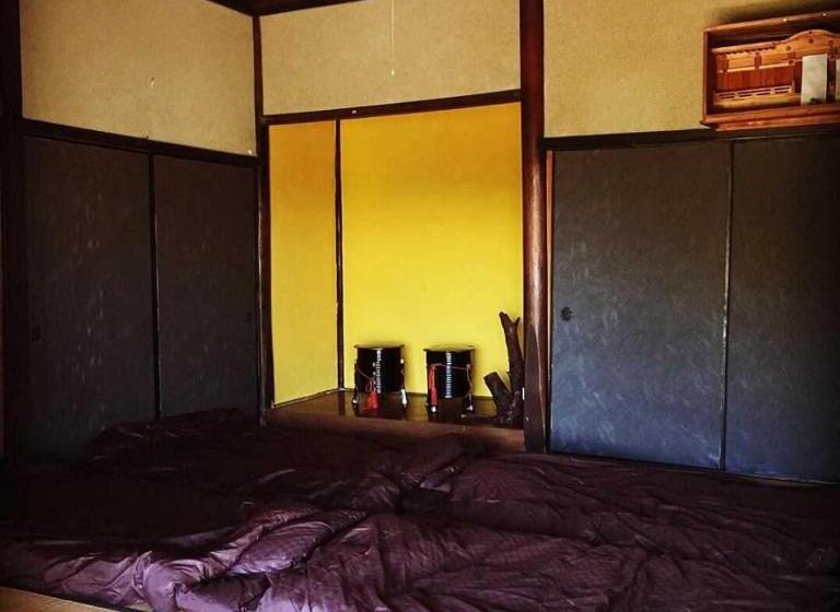 ファミリールーム, 標高400メートル古民家一棟貸しナノビレッジ岡山