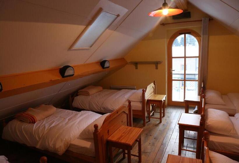 Семейный Номер Вид на Горы, Gite D étape De Roquefixade