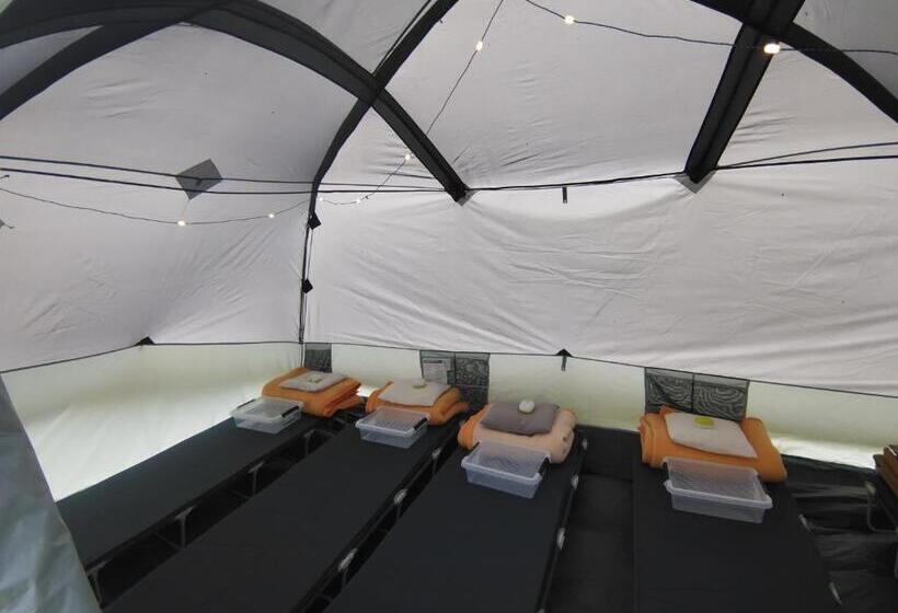 Standard Tent, Gite D étape De Roquefixade