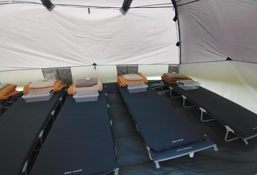 Standard Tent, Gite D étape De Roquefixade