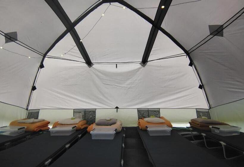 Standard Tent, Gite D étape De Roquefixade