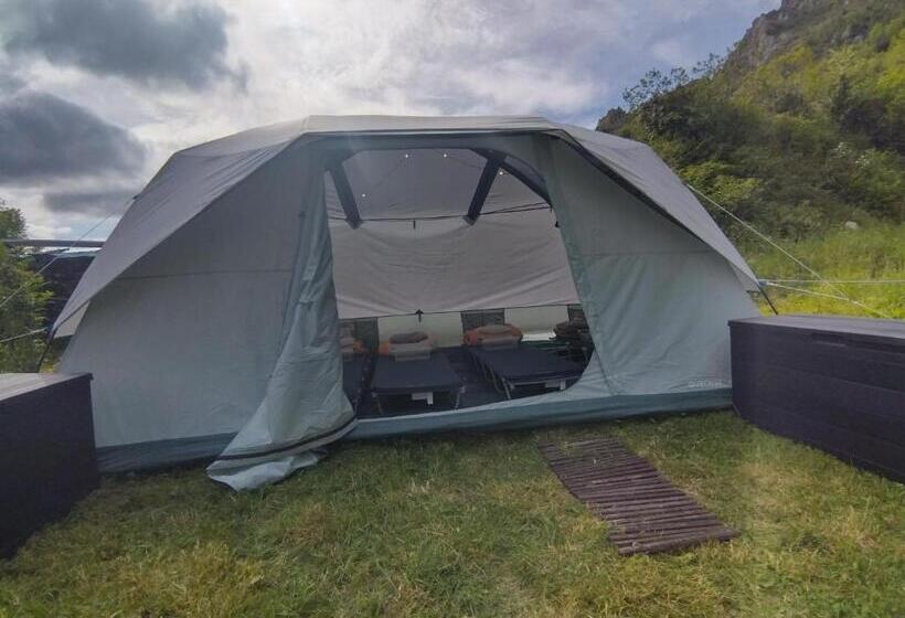 Standard Tent, Gite D étape De Roquefixade