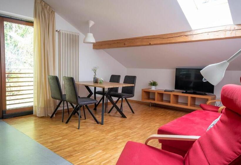 Apartament 1 Sypialnia, Tiroler Kreuz