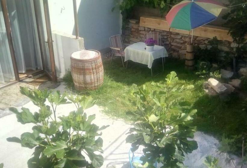 اتاق اکونومی, Honey Home By Kostoski Inn