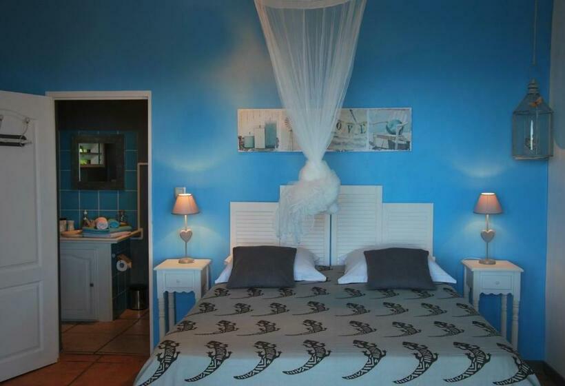 اتاق استاندارد با چشمانداز دریا, La Plantation