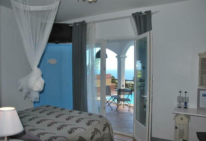 اتاق استاندارد با چشمانداز دریا, La Plantation