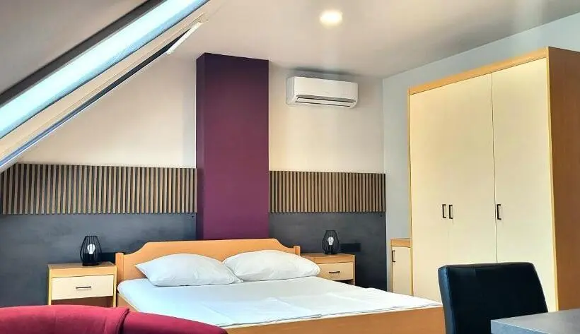 اتاق استاندارد, Rooms & Apartments Kepic, Airport Accomodation