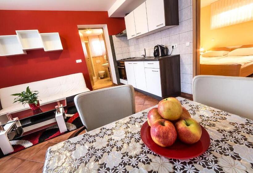 آپارتمان 1 خوابه, Rooms & Apartments Kepic, Airport Accomodation