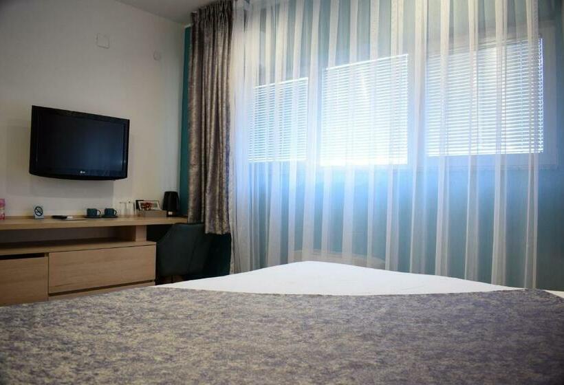 اتاق استاندارد, 7even Weddings & Events