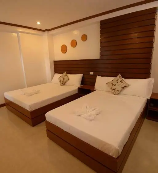 Deluxe Kolmen Hengen Huone, Abozza Resort