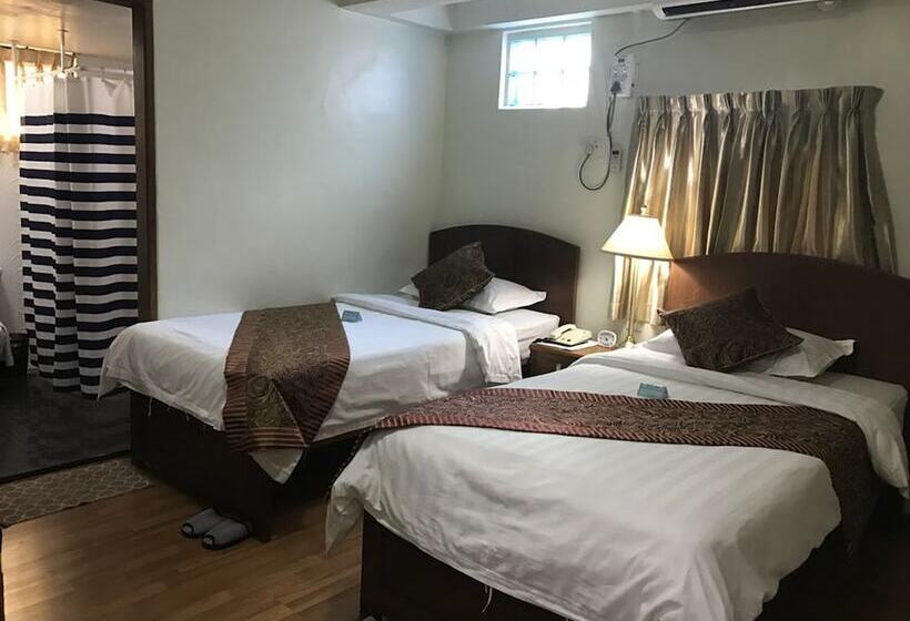 اتاق سوپریور, Crystal Palace