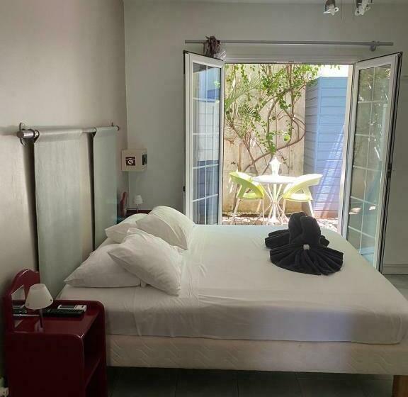 اتاق استاندارد با بالکن, Lindsey Hôtel