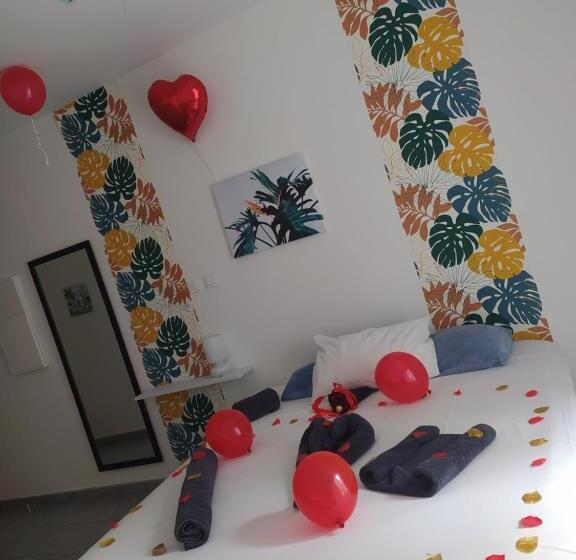 اتاق استاندارد با بالکن, Lindsey Hôtel